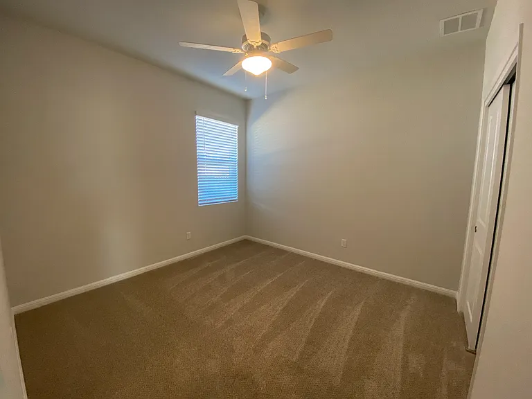 384 Gaida Loop — Photo 9