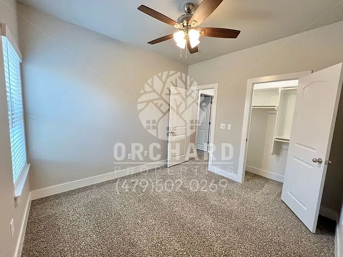 544 Bradford Dr — Photo 14