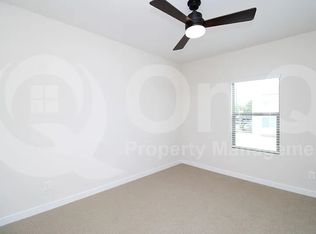 2818 W Red Fox Rd, Phoenix, AZ 85085