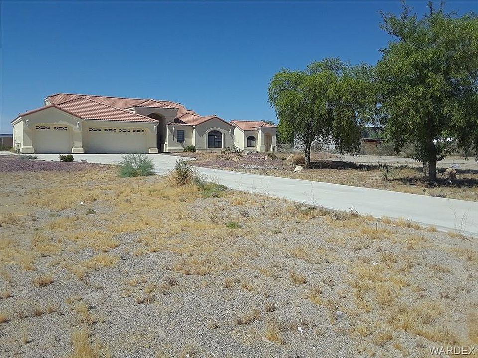 1st image of 1829 E Joy Ln