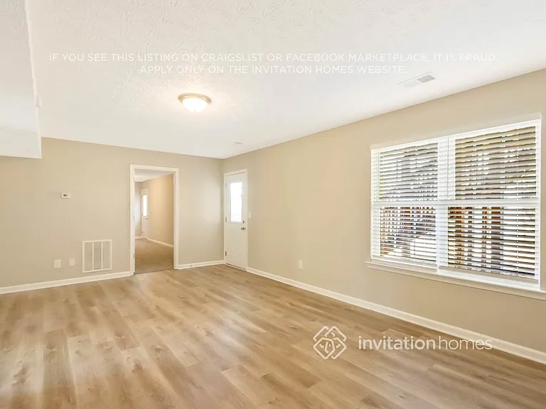 55 Dairyland Dr — Photo 4