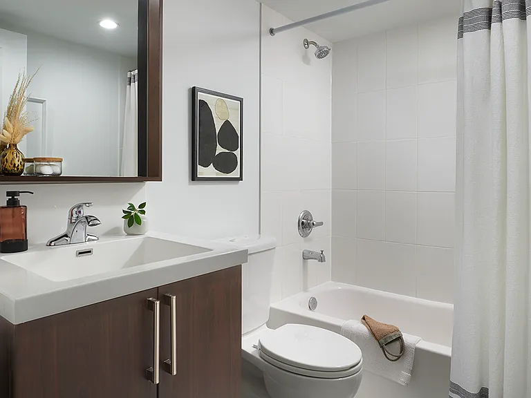 304 Roehampton Ave #614 — Photo 6