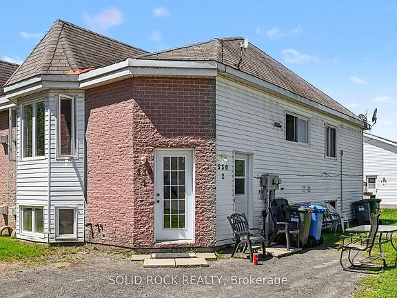 2nd image of 530 Mario St