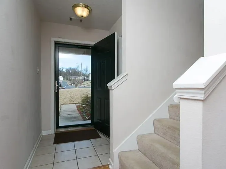 13011 Misty Glen Dr — Photo 4