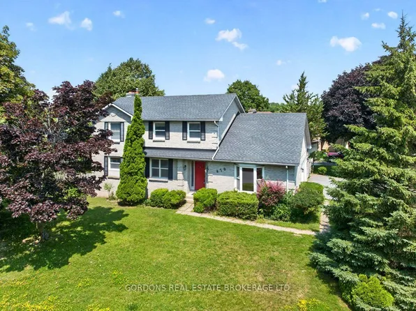 470 Kingsdale Ave, Kingston, ON K7M 8A3