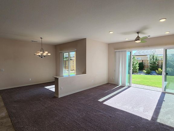 5th image of 430 Chelmsford Dr