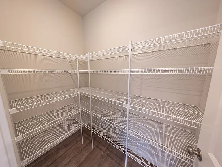 4507 NE 182nd St — Photo 6