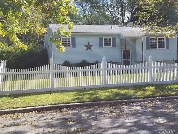 2nd image of 3005 Eagle Ave