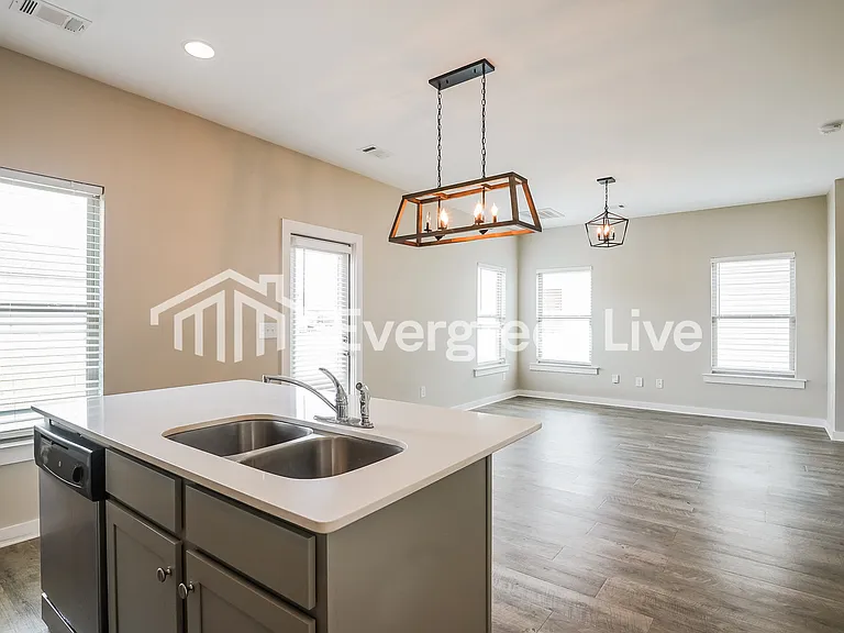 11103 Summerchase Loop — Photo 6