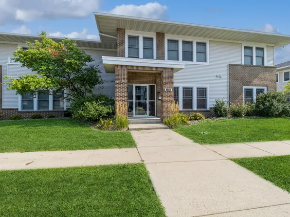 2435 Aspen Rd Unit 203, Ames, IA 50010