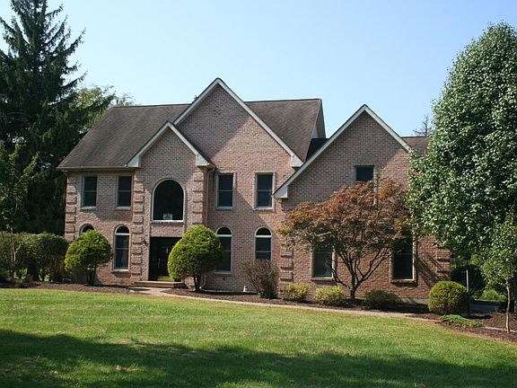 2nd image of 5400 Shelbrooke Dr