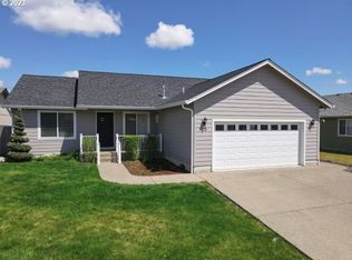 168 Collins Rd, Winston, OR 97496