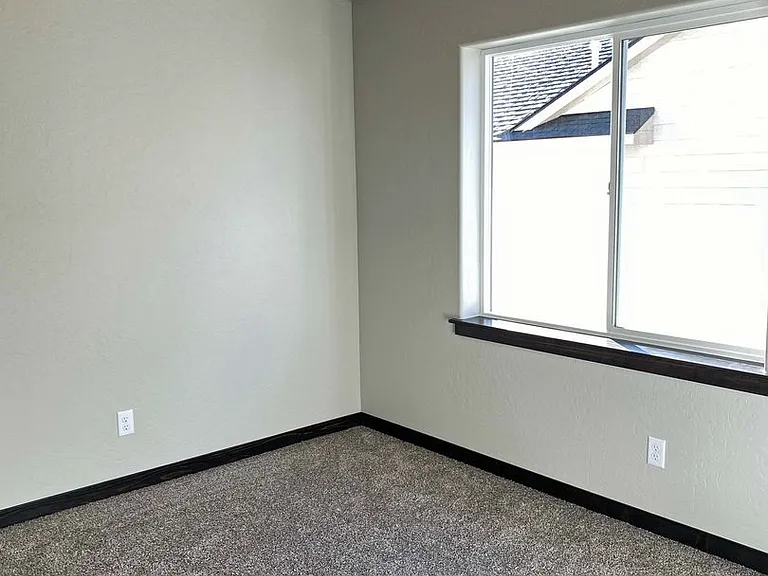 3879 N Abel Ln — Photo 8