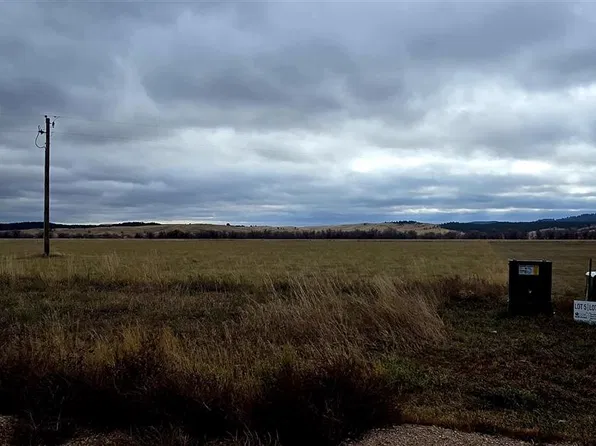 13083 Running T Lane, Sturgis, SD 57785