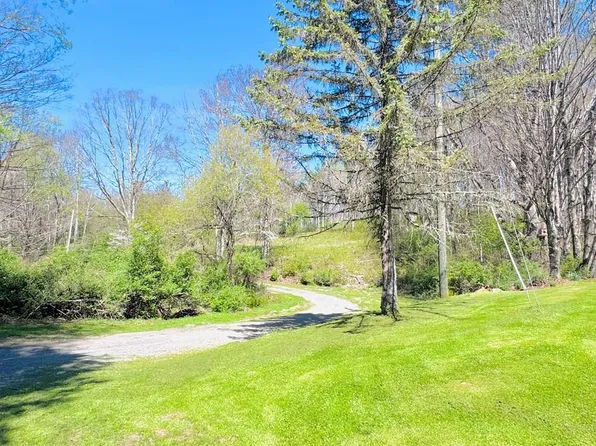 169 Everette Ln, Odd, WV 25843