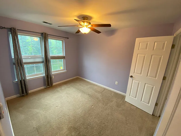 516 Francis Nicholson Way — Photo 17
