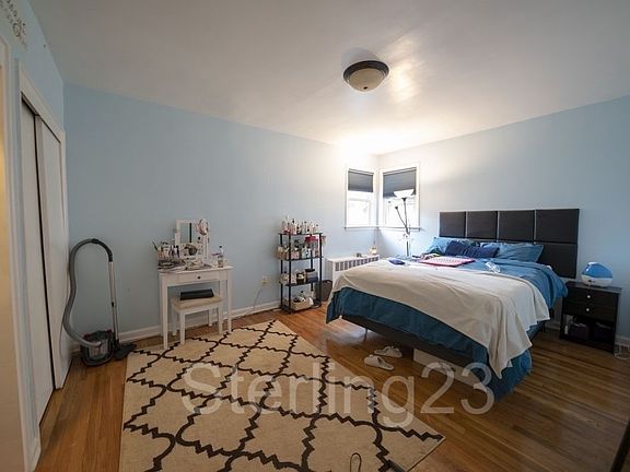 2nd image of 2310 36th St APT 2R
