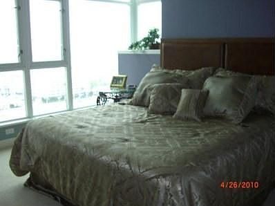 3rd image of 1205 Pacific Hwy #2006