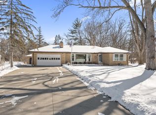 1633 E Old Shakopee Rd, Bloomington, MN 55425