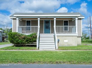 307 N 7th St, Morehead City, NC 28557