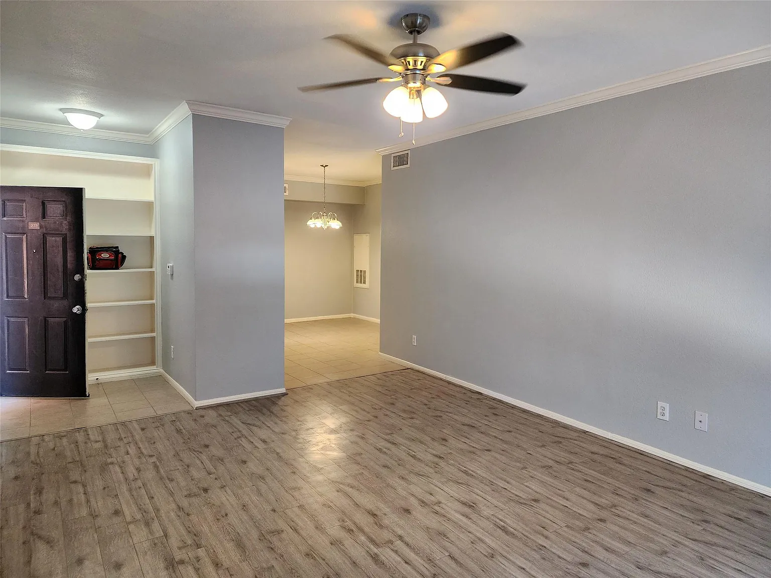 2 bed, 2.0 bath, 1096 sqft, $1,600 — Photo 3