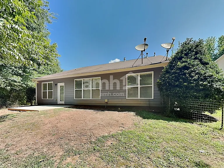 235 Grand Isle Ct — Photo 18