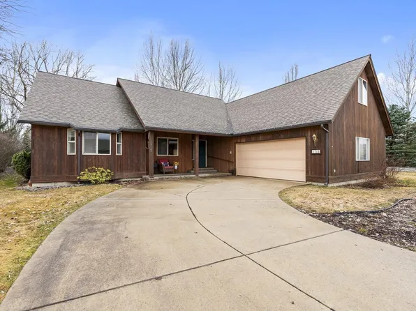 1712 Northshore Dr, Sandpoint, ID 83864