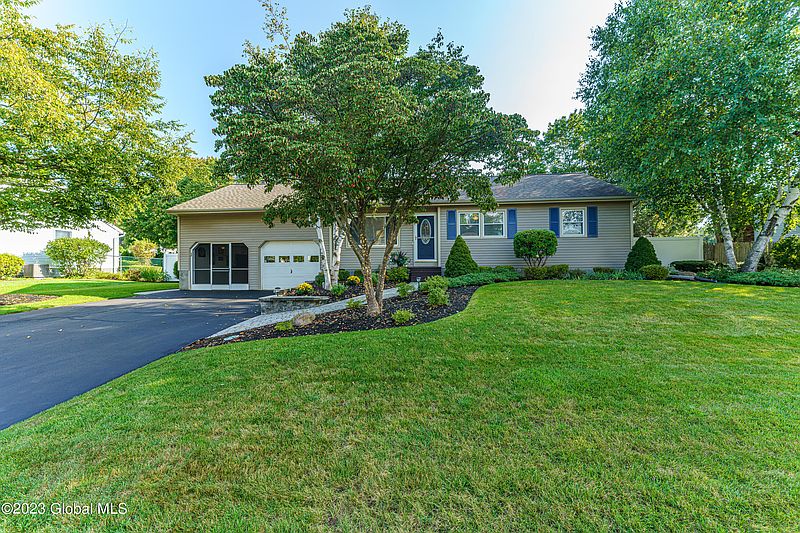 4th image of 37 Brickley Drive