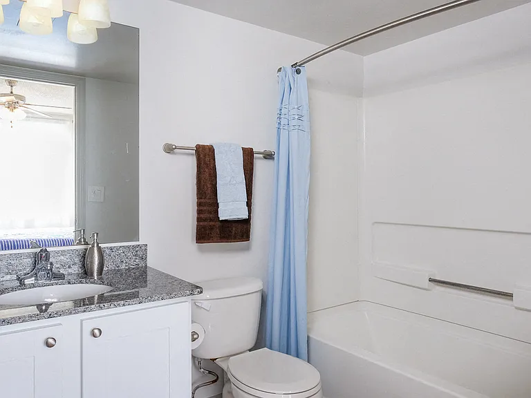 500 Malabar Rd SW — Photo 46