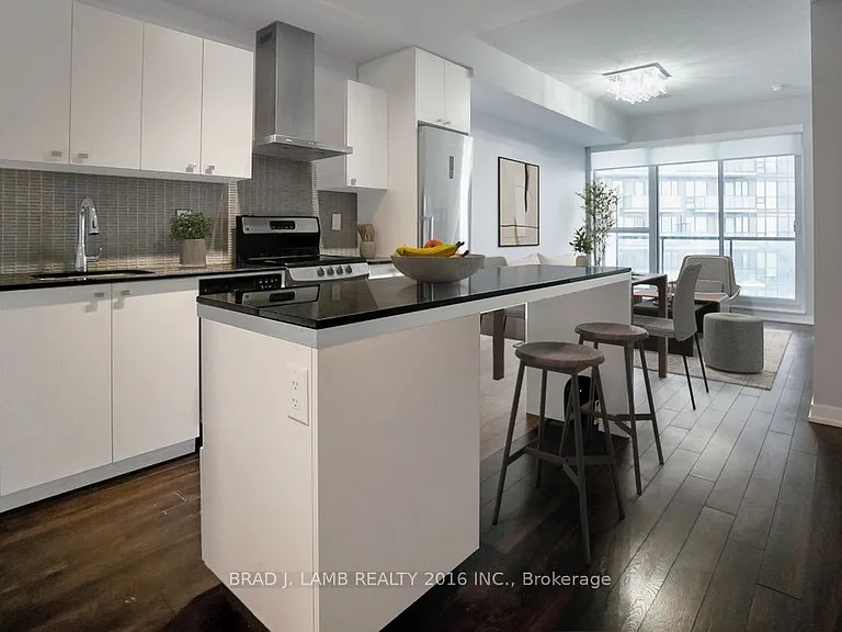 51 E Liberty St #2211 — Photo 1