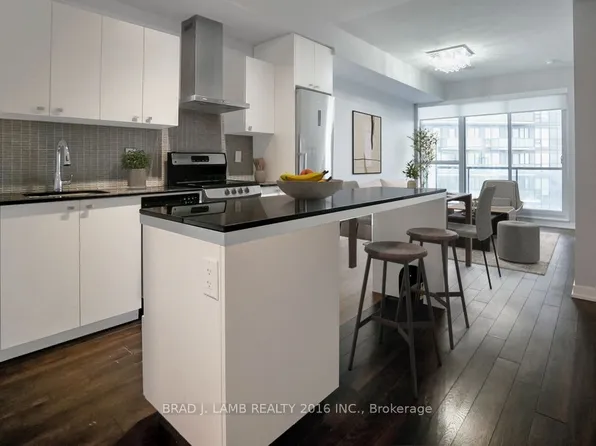 51 E Liberty St #2211, Toronto, ON M6K