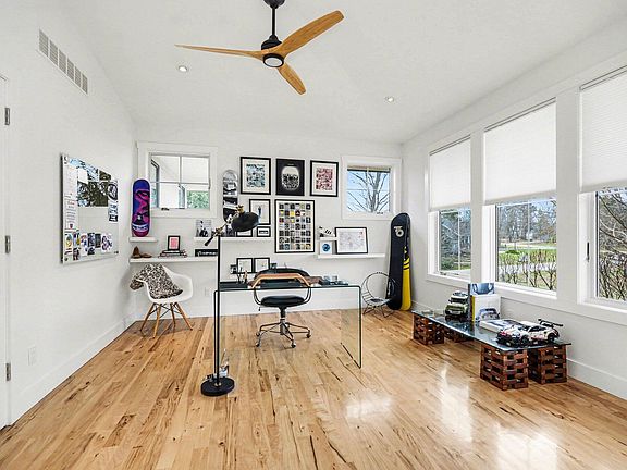 5th image of 4158 Glen Eagles Ct