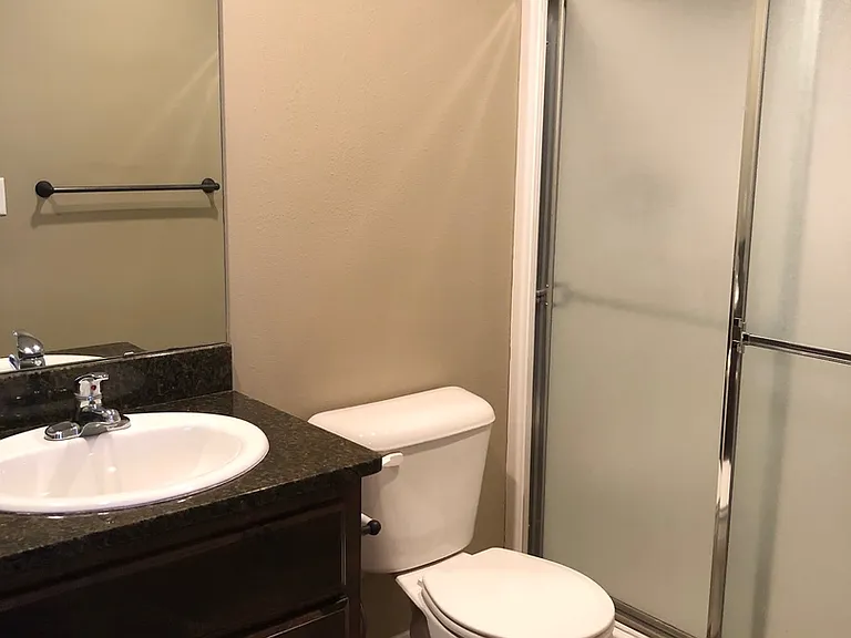 3533 S Juniper Ave — Photo 5