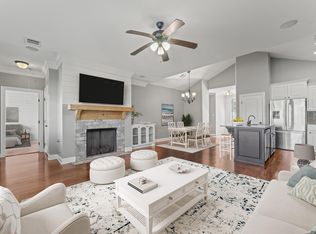 7373 Estelle Dr, Denham Springs, LA 70726