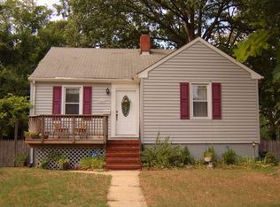 300 Maple Ln NW, Glen Burnie, MD 21061