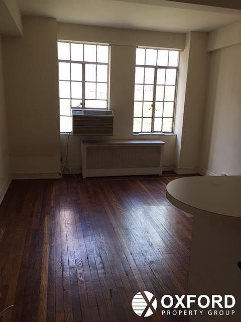 2nd image of 312 E 42nd St #902