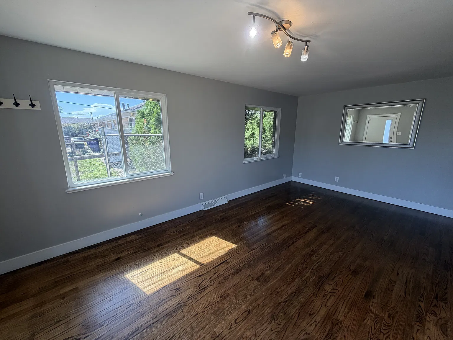 3631 Magnolia St - - — Photo 3