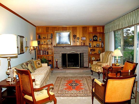3rd image of 4012 Audubon Dr