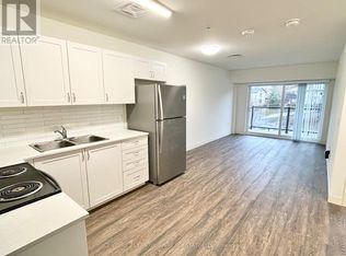 135 Station St #207, Belleville, ON K8N 0T4