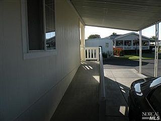 3rd image of 48 Oakwood Unkn