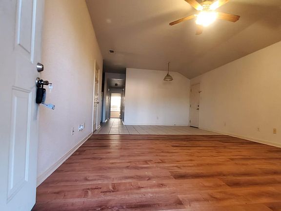 2nd image of 3801 Littlerock Dr #B