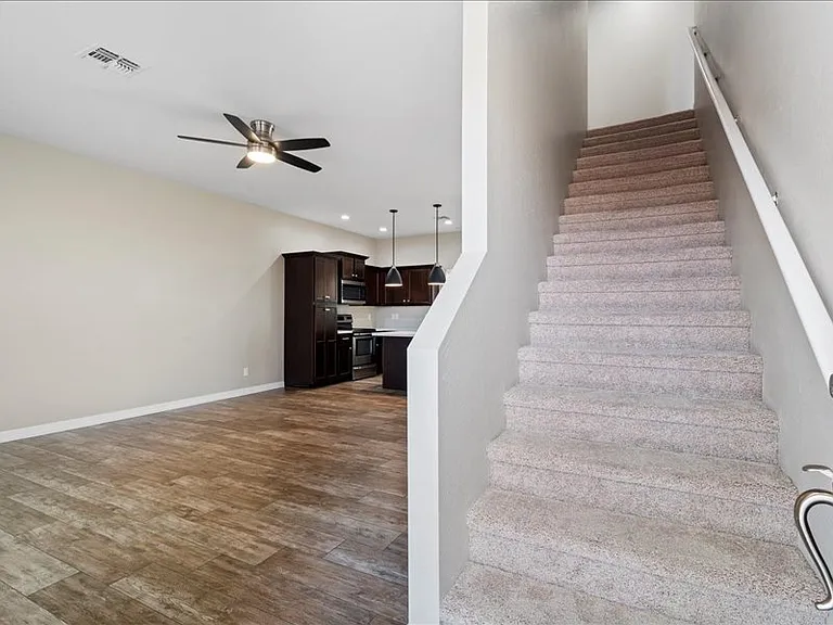 3010 N 37th St #3 — Photo 13