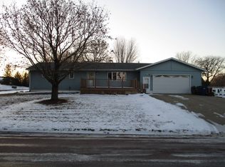 1905 Central Ave, Hawarden, IA 51023
