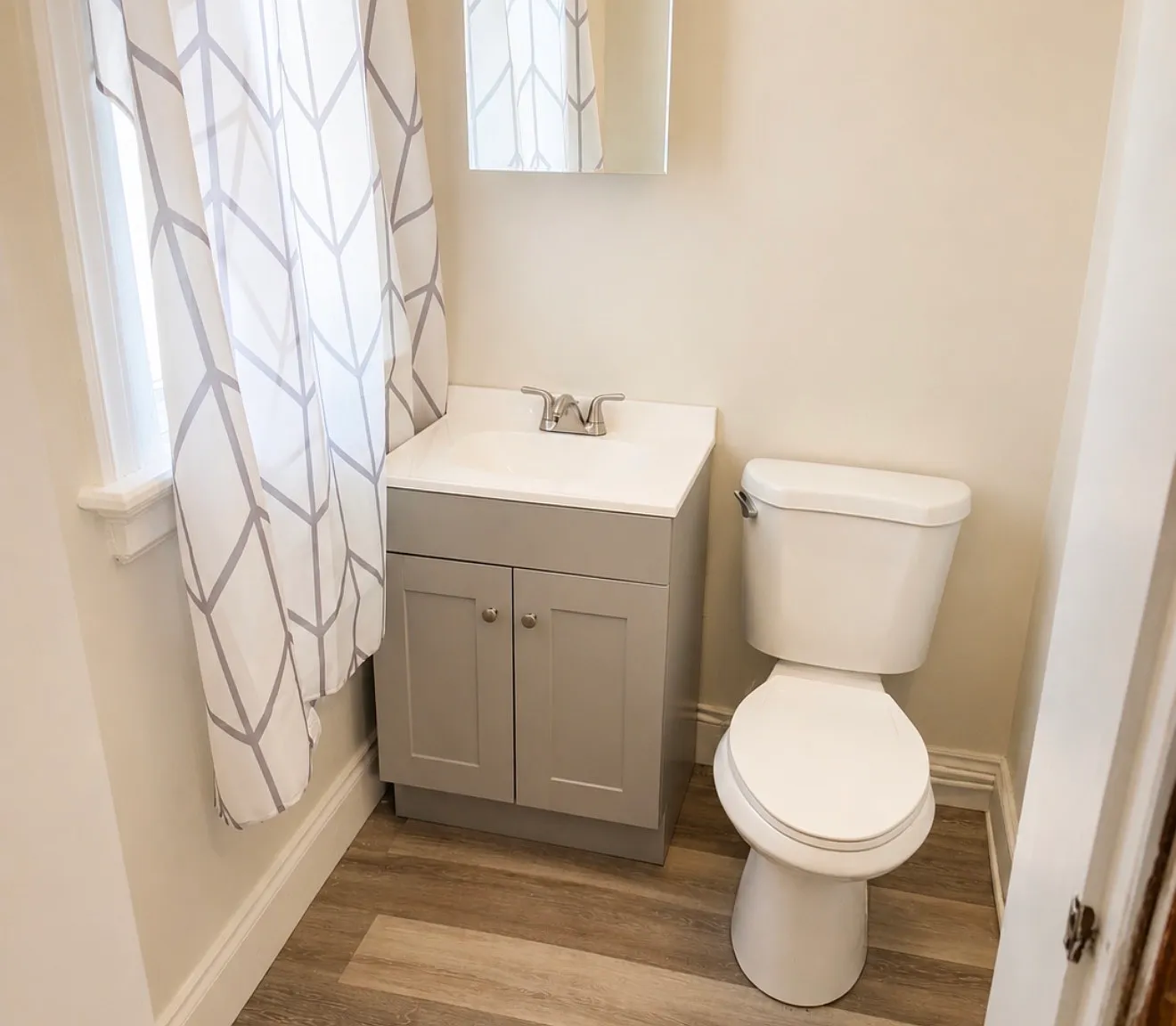 2308 W Clifton Avenue — Photo 3