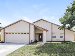 948 Arizona Woods Ln, Orlando, FL 32824