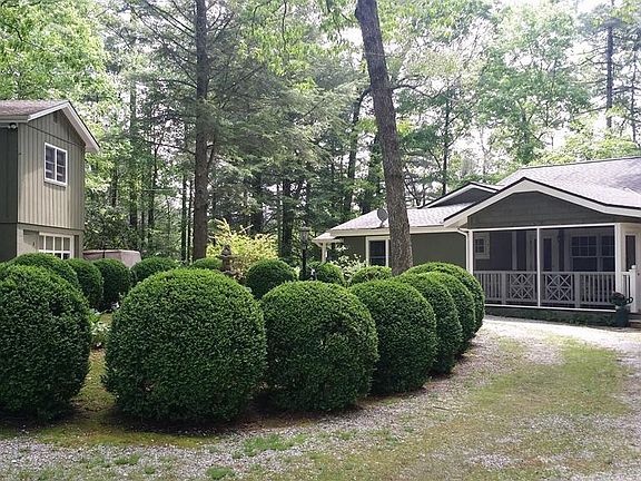 2nd image of 138 Belladonna Dr