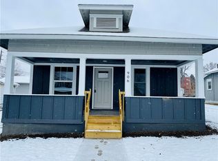 906 Morton Ave, Des Moines, IA 50316