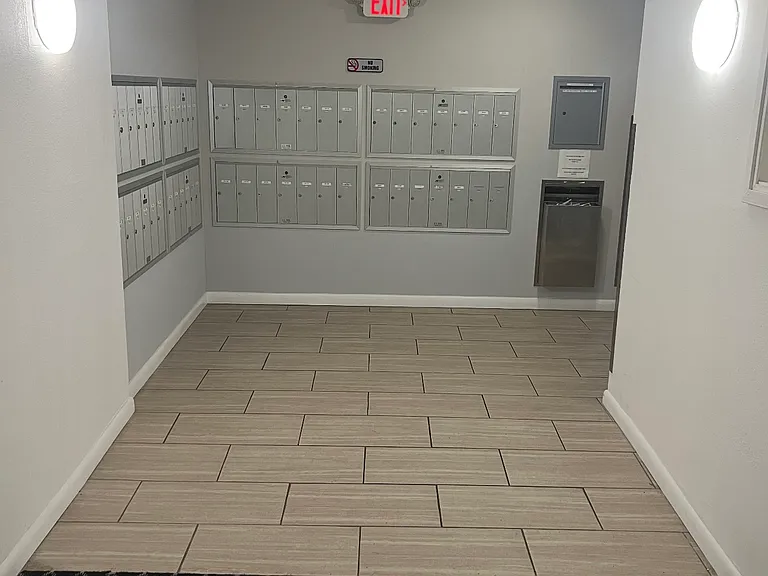MIAMI CONDO HOLDINGS — Photo 8