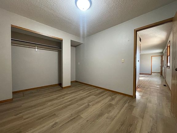 4th image of 322 S Washington St APT 10