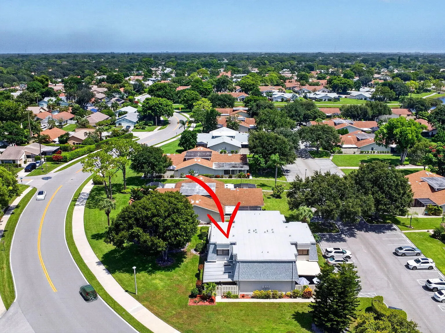 2 bed, 2.5 bath, 1384 sqft, $2,700 — Photo 3